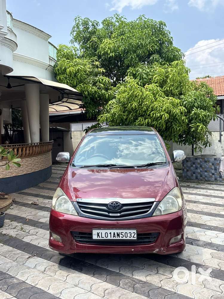 Toyota Innova 2.5 G (diesel) 8 Seater, 2006, Diesel