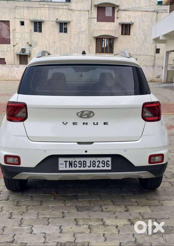 Hyundai Venue 1.2 S Plus, 2019, Petrol