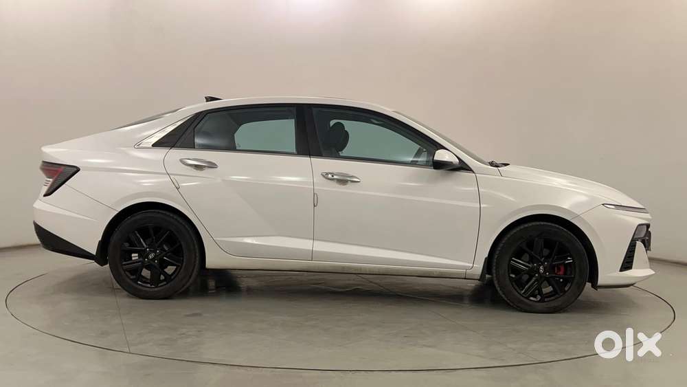 Hyundai Verna 1.5 Sx (o) Turbo Petrol Mt, 2023, Petrol