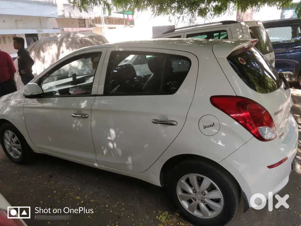 Hyundai I20 Diesel Manual 2012