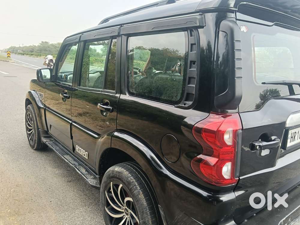 Mahindra Scorpio Classic 2.2 S 11 Mt 7 Str, 2021, Diesel