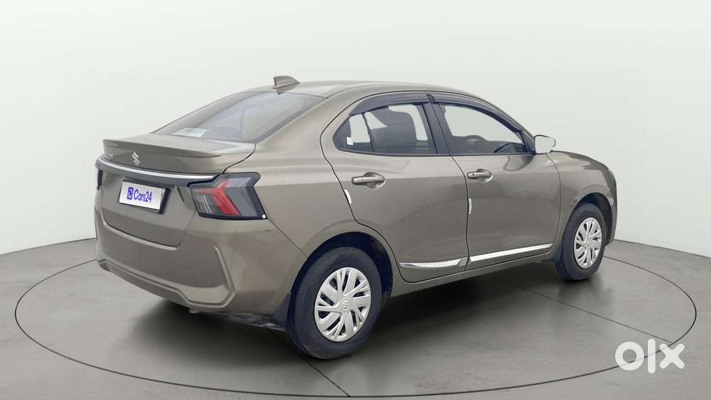Maruti Suzuki Swift Dzire Amt Vxi, 2025, Petrol