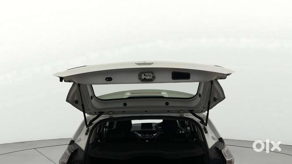 Tata Nexon 1.2 Revotron Xz Plus, 2017, Petrol