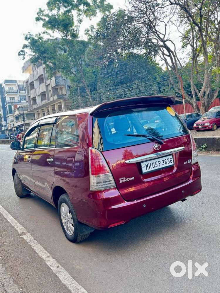 Toyota Innova 2.5 V 7 Str, 2010, Diesel
