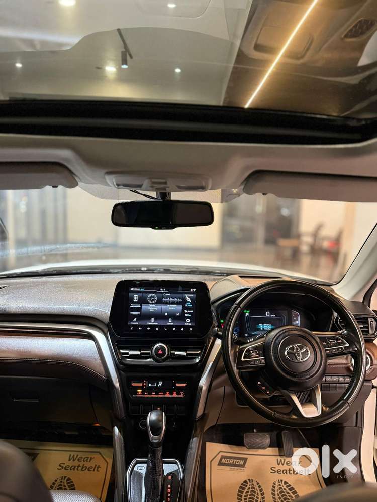 Toyota Urban Cruiser Hyryder V Hybrid Aero Edition, 2023, Cng & Hybr..