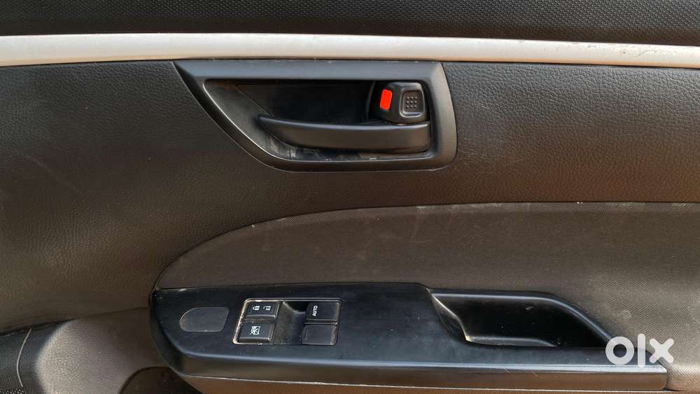 Maruti Suzuki Swift Lxi, 2015, Petrol