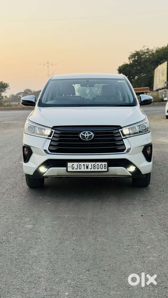 Toyota Innova Crysta 2.8 ZX AT, 2022, Diesel - Cars in SG Highway