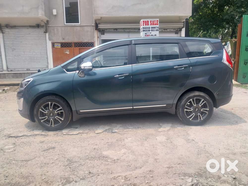 Mahindra Marazzo M8, 2018, Diesel