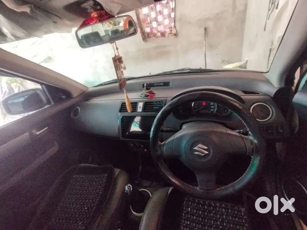 Maruti Suzuki Dzire 2010 Cng