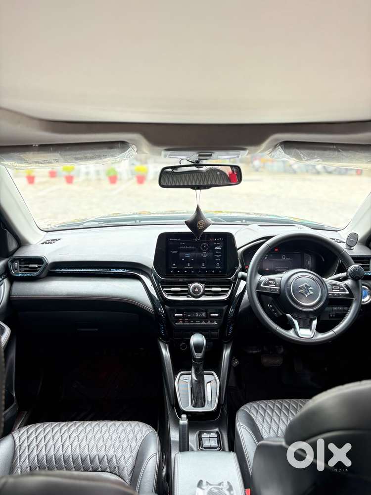 Maruti Suzuki Grand Vitara 1.5 Alpha Plus Intelligent Hybrid Ecvt, 2..