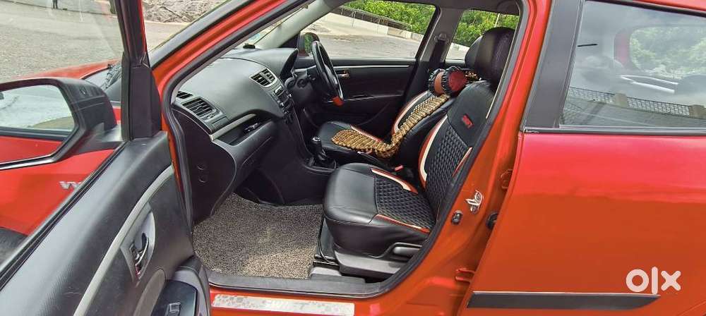 Maruti Suzuki Swift Vxi Optional, 2017, Petrol