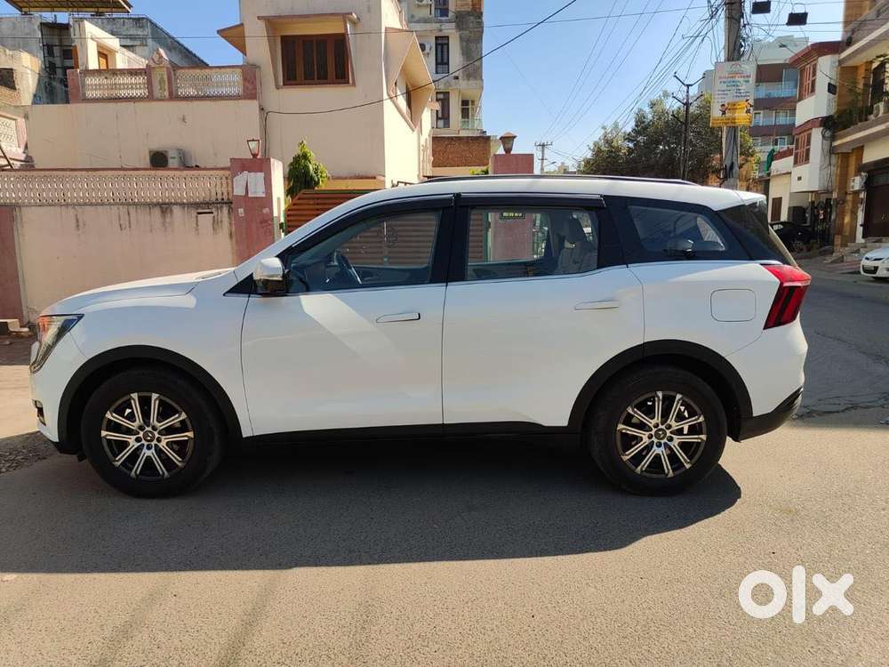 Mahindra Xuv700 2.2 Ax 7 Diesel Mt Luxury Pack Str, 2022, Diesel
