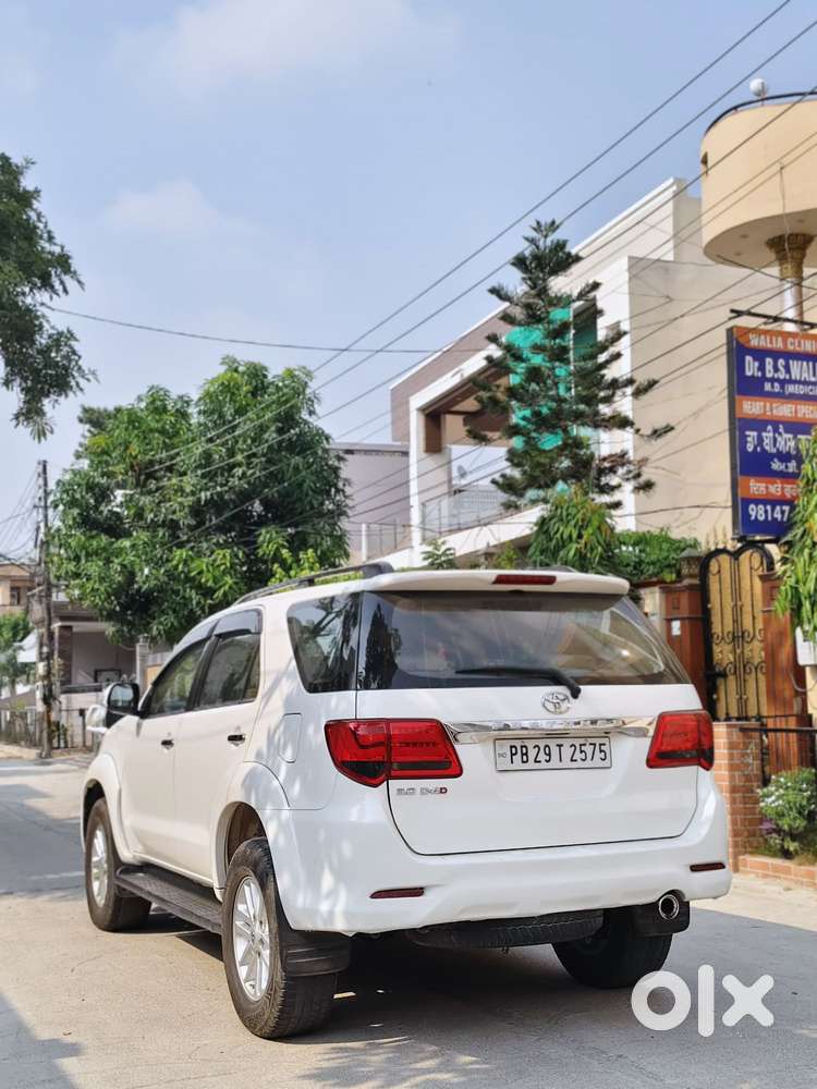 Toyota Fortuner 2.5 4x2 Mt Trd Sportivo, 2014, Diesel