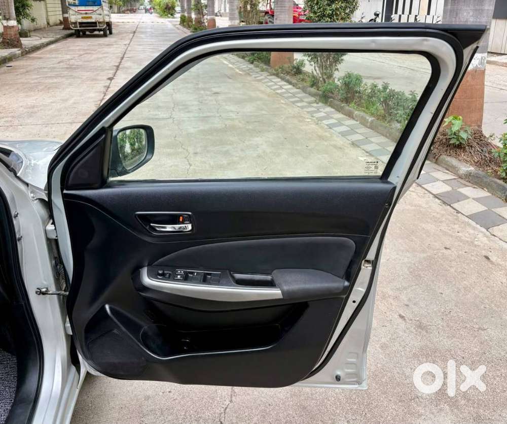 Maruti Suzuki Swift Amt Zxi Plus, 2019