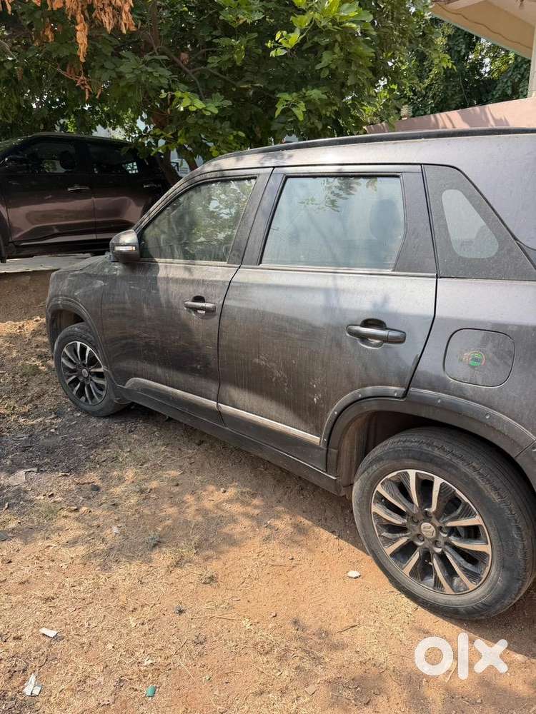 Maruti Suzuki Brezza Petrol Well Maintained