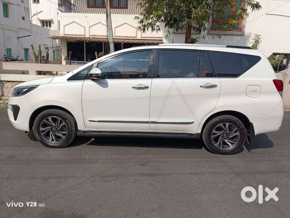 Toyota Innova Crysta 2.4 V, 2021, Diesel