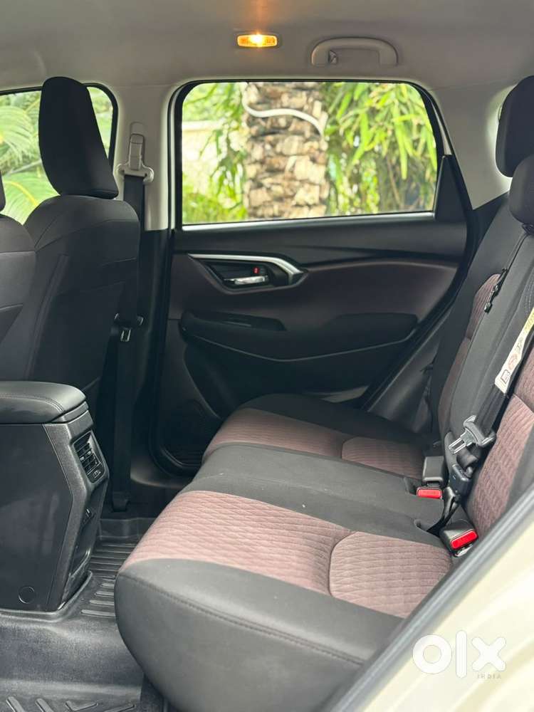 Maruti Suzuki Grand Vitara 1.5 Delta Smart Hybrid, 2024, Petrol