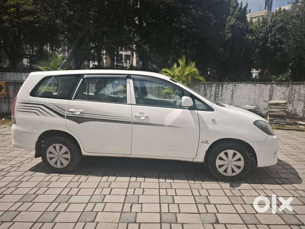 Toyota Innova 2.5 V 7 Str, 2012, Diesel