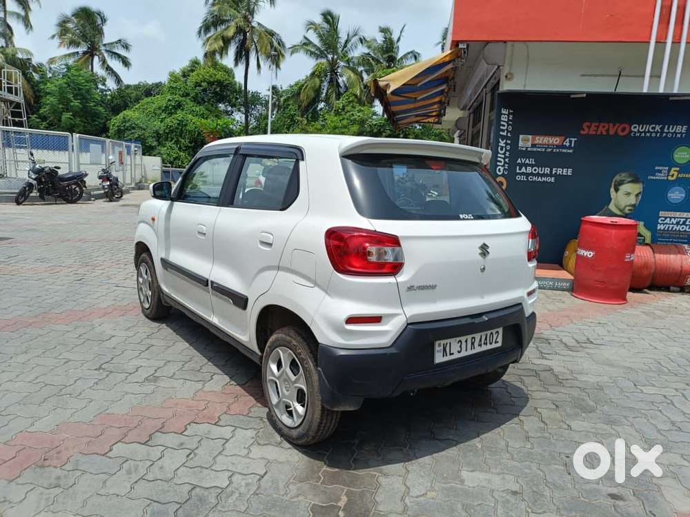 Maruti Suzuki S-presso Vxi Opt, 2022, Petrol