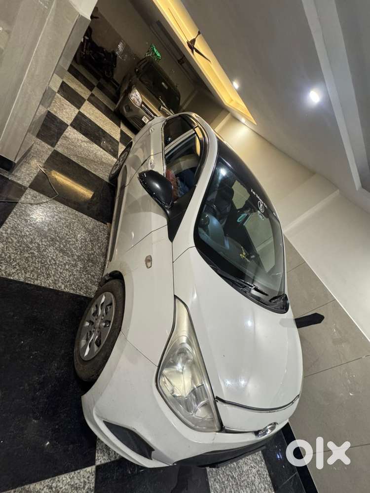 Hyundai Xcent 2016 Cng & Hybrids Well Maintained