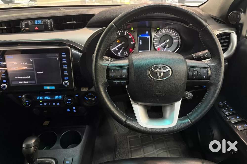Toyota Hilux 2.8 High 4x4 Mt, 2024, Diesel