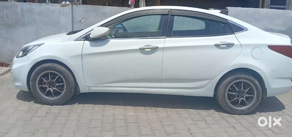Hyundai Verna Diesel Manual 2011