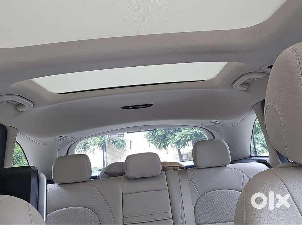Mercedes-benz Glc 300 4matic Petrol White 39k Km