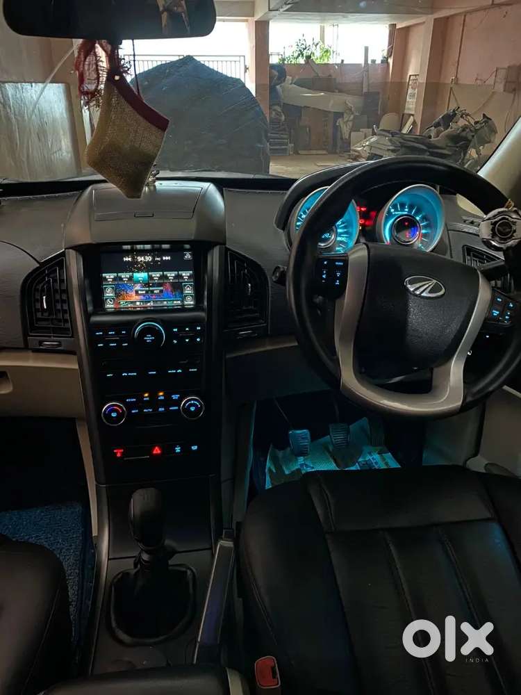 Mahindra Xuv500 W8 2016