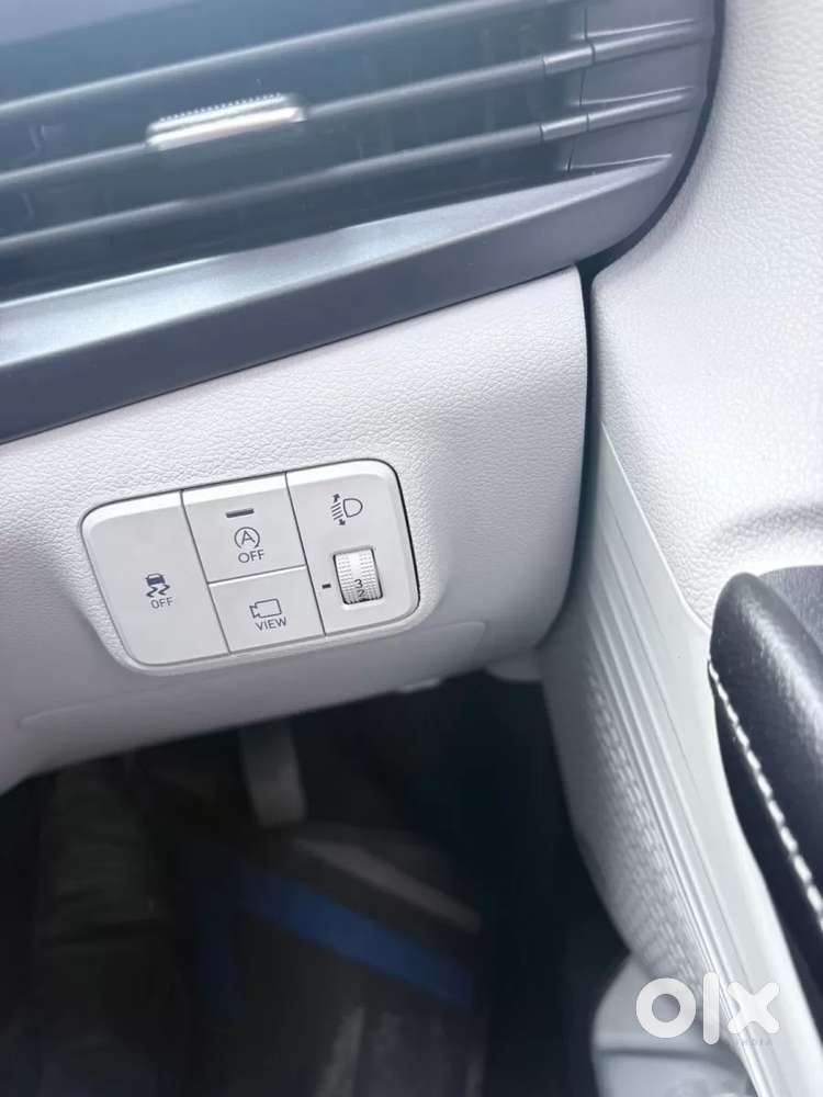Hyundai I20 Asta (o) 1.2 Ivt, 2024, Petrol