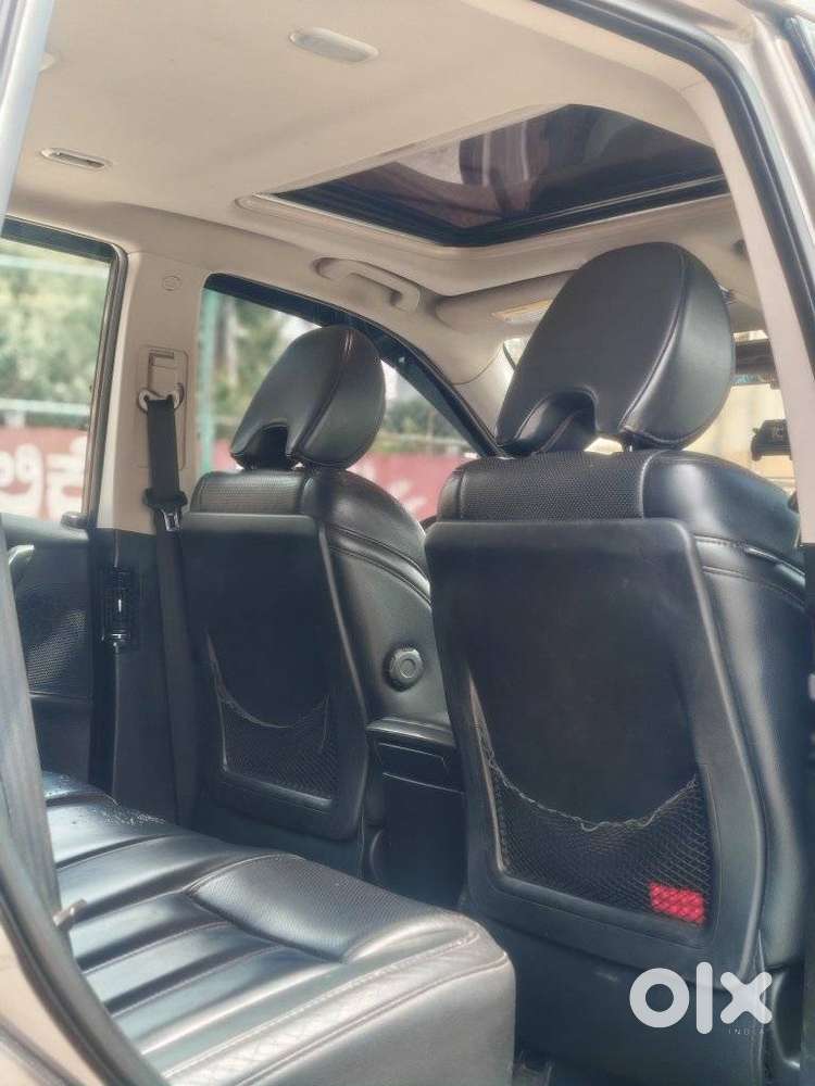 Mahindra XUV500 2.2 W10, 2017, Diesel