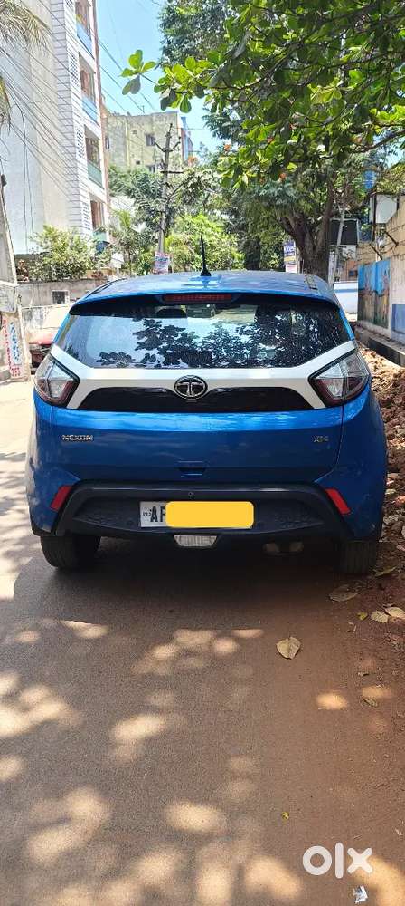 Tata Nexon 2018 Petrol 68000 Km Driven