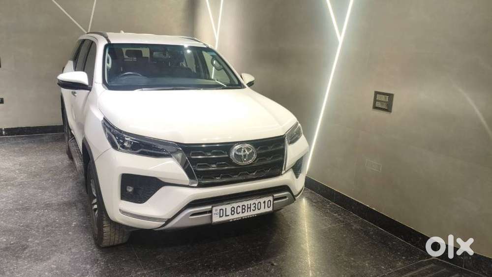 Toyota Fortuner 4x2 At 2.7 Petrol, 2024, Petrol