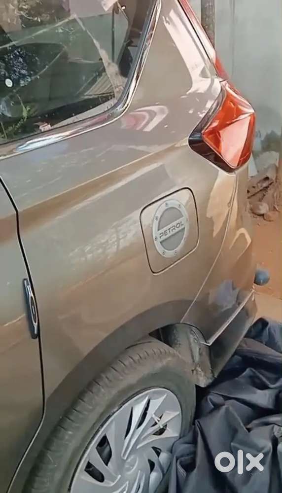 Maruti Suzuki Ertiga 2022 Petrol 2800 Km Driven