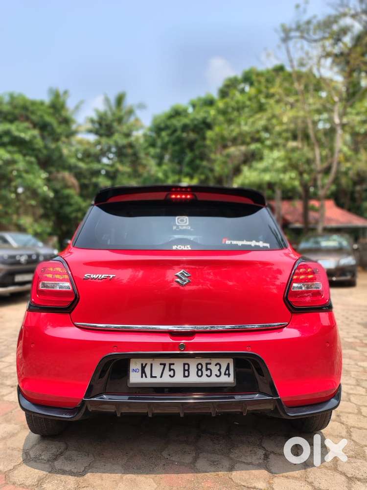 Maruti Suzuki Swift 1.2 Vxi (o), 2022, Petrol
