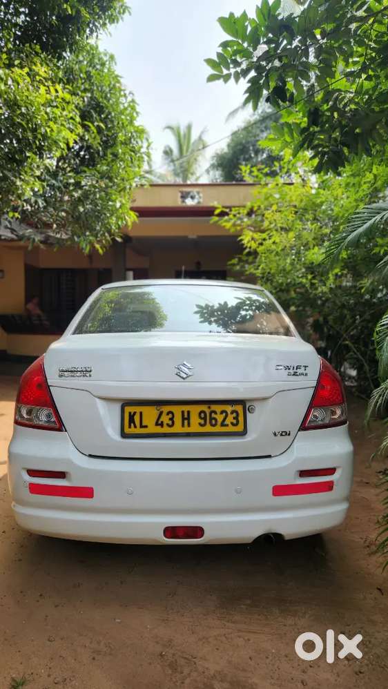 Good Condition Neat Vehicle Average Tyre Four Power Windows