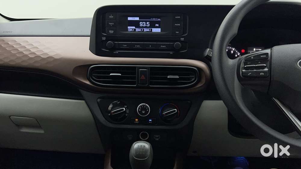 Hyundai Aura [2023-ongoing] 1.2 S Petrol Manual, 2025, Petrol