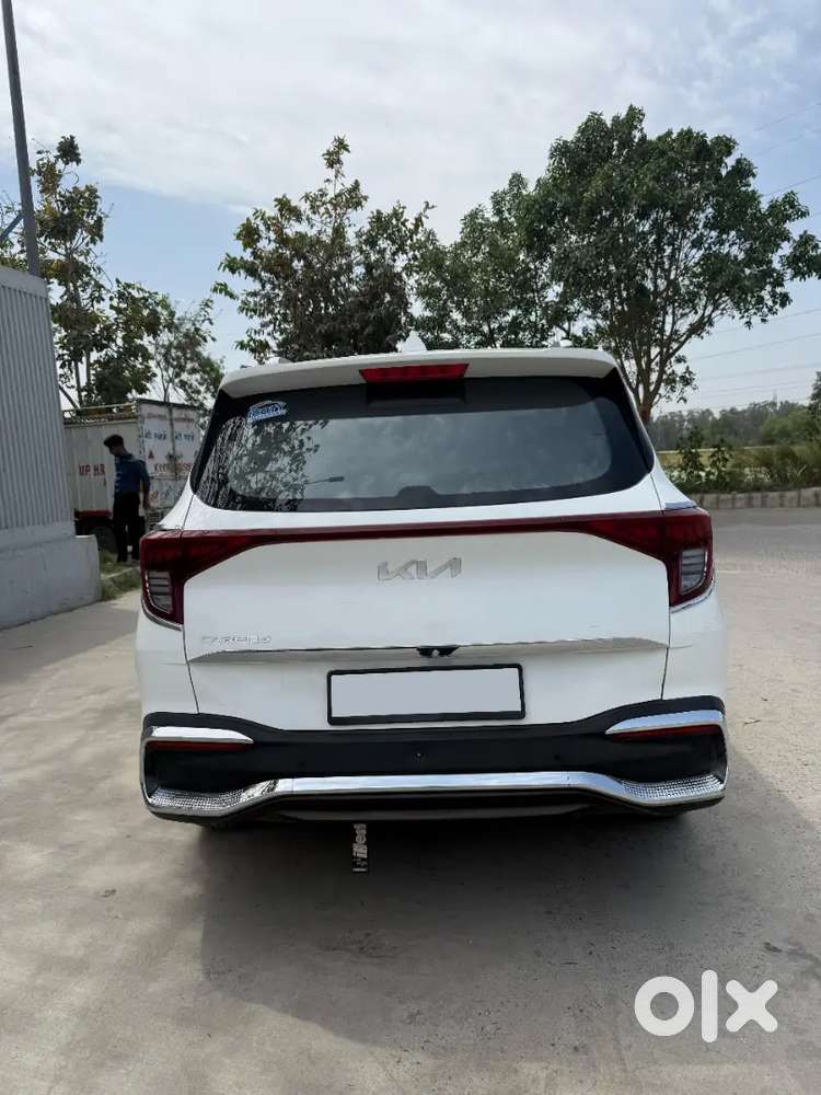 Kia Carens 2023 Cng & Hybrids 42000 Km Driven