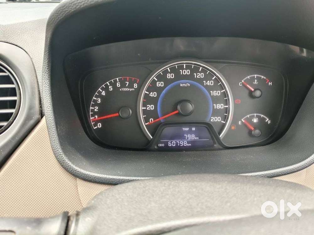 Hyundai Grand I10 Sportz, 2016, Petrol