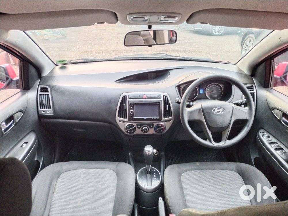 Hyundai I20 1.4 Magna At, 2014, Petrol