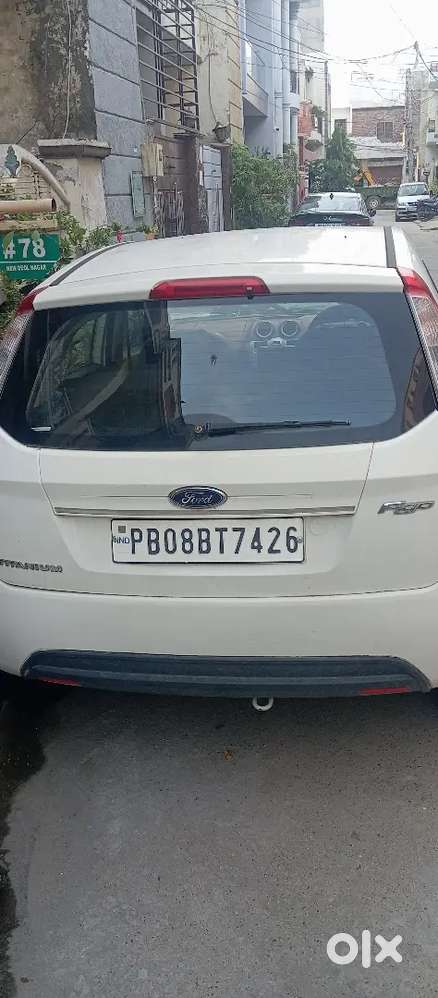 Ford Figo Petrol Exi 2010