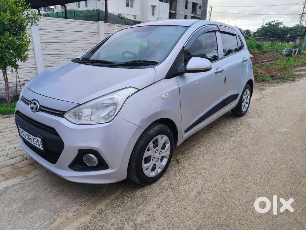 Hyundai Grand I10 Magna O At Petrol, 2014, Petrol