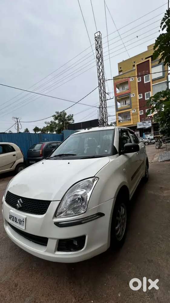 Maruti Suzuki Dzire 1.2 2011