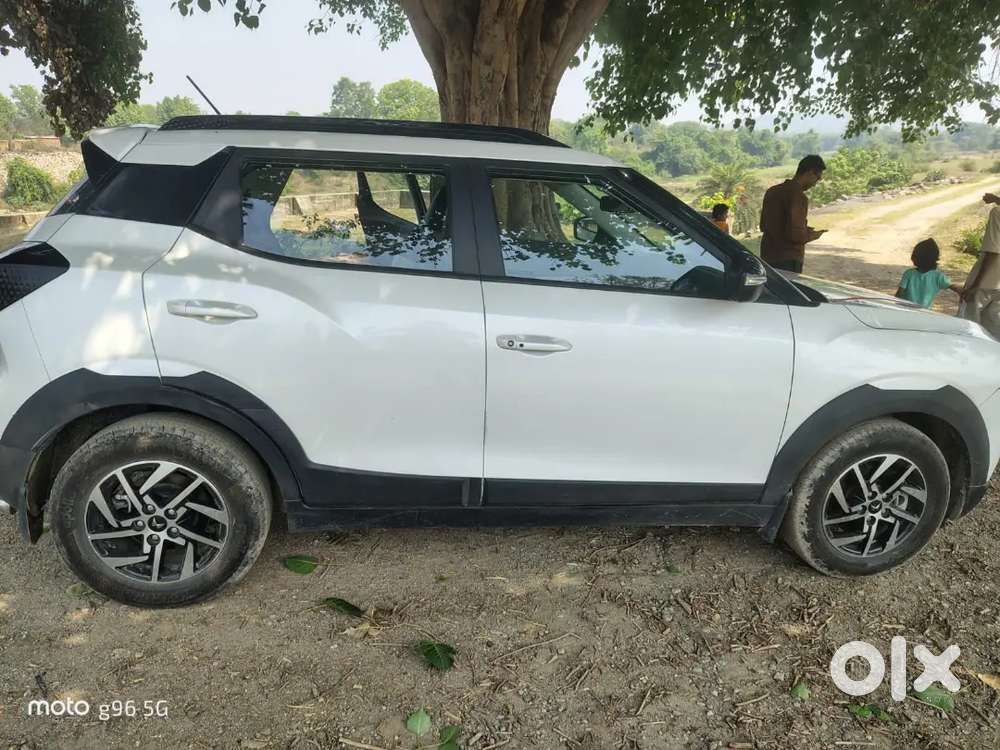 Mahindra Xuv 3xo Petrol Good Condition