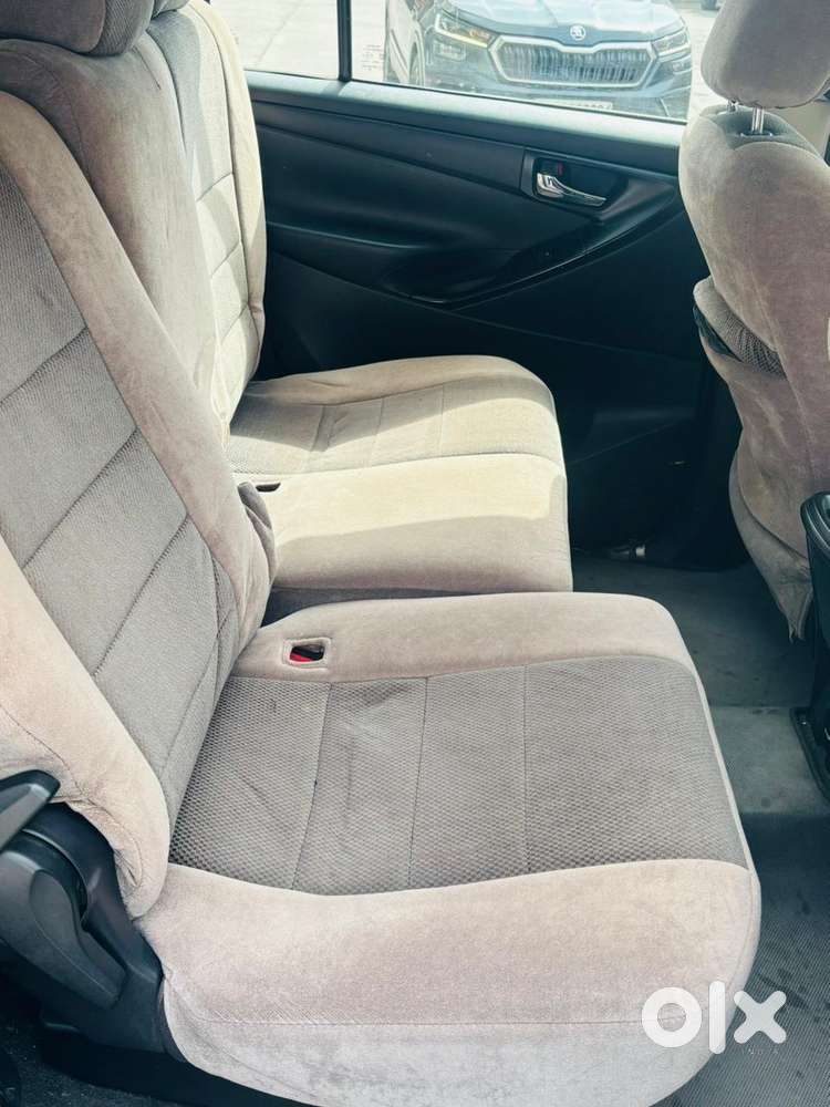 Toyota Innova Crysta 2.8 Gx At, 2017, Diesel