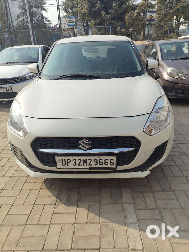 Maruti Suzuki Swift 1.2 Vxi Glory Edition, 2022, Petrol