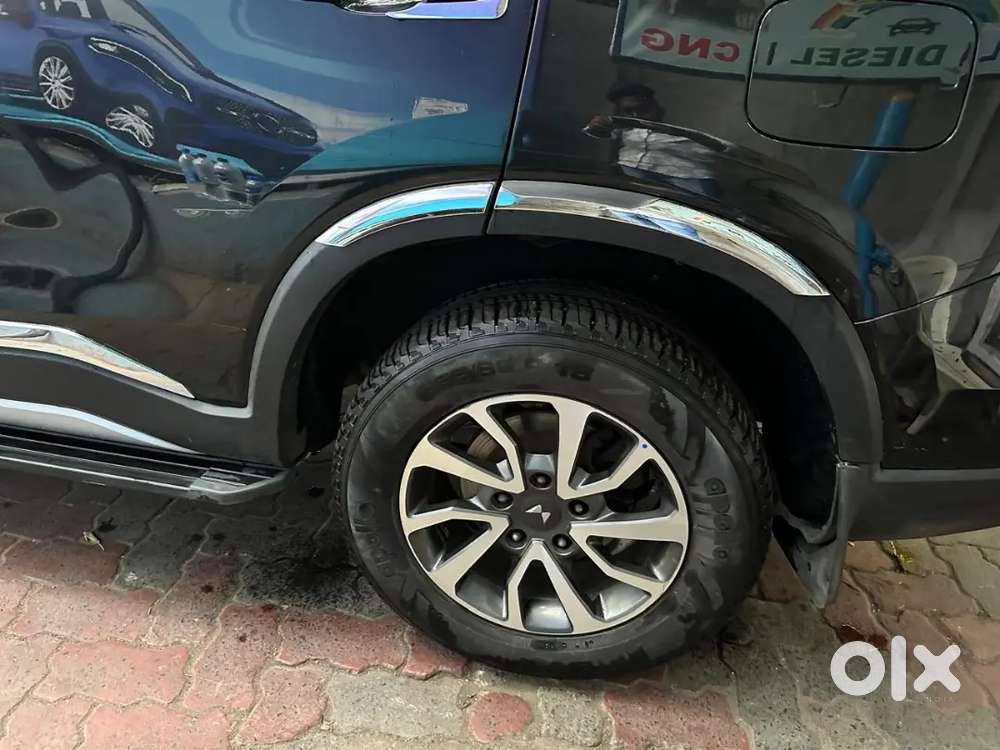 Mahindra Scorpio-n 2023 Petrol 29000 Km Driven