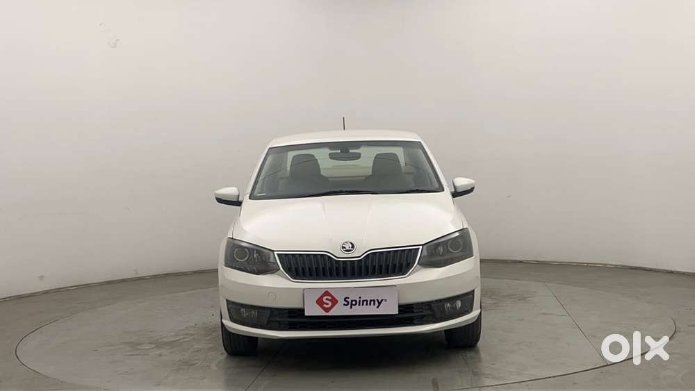 Skoda Rapid 1.0 Style At, 2020, Petrol