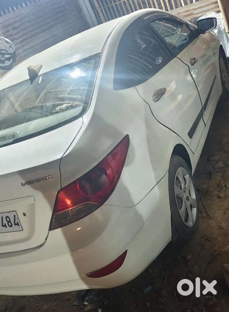 Hyundai Verna Petrol 1year Valid