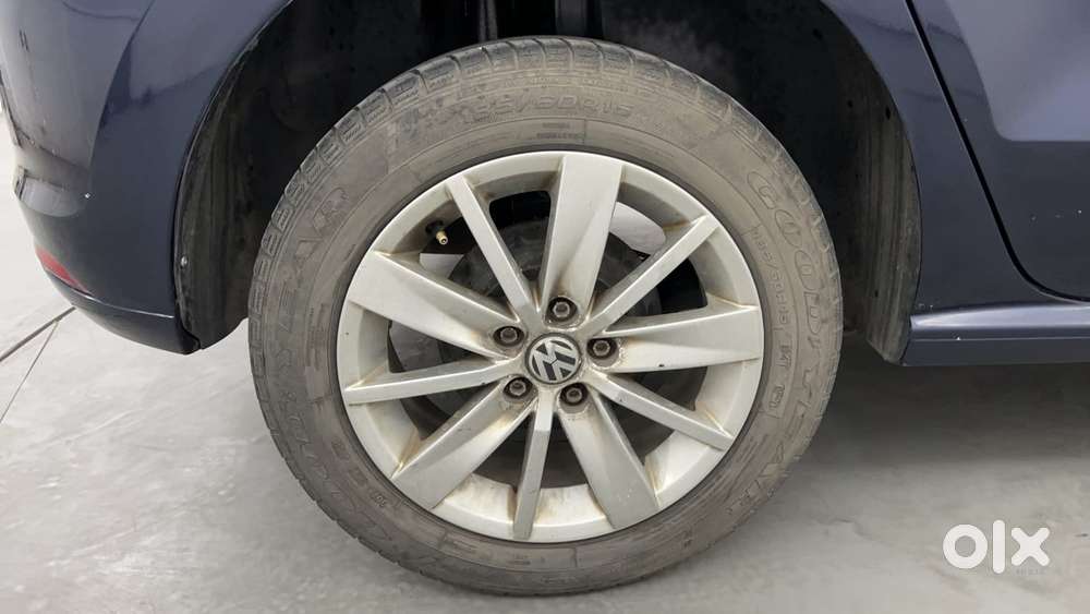Volkswagen Polo 2009-2013 Petrol Highline 1.2l, 2015, Petrol