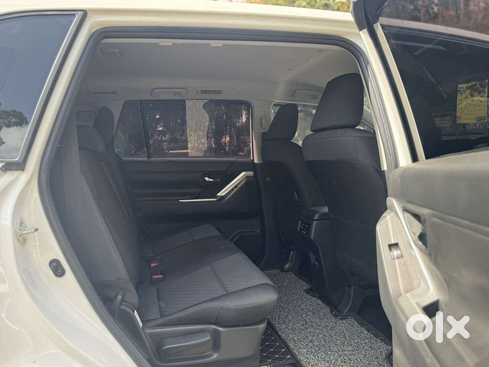 Toyota Innova Hycross 2.0 Gx 8 Str, 2025, Petrol